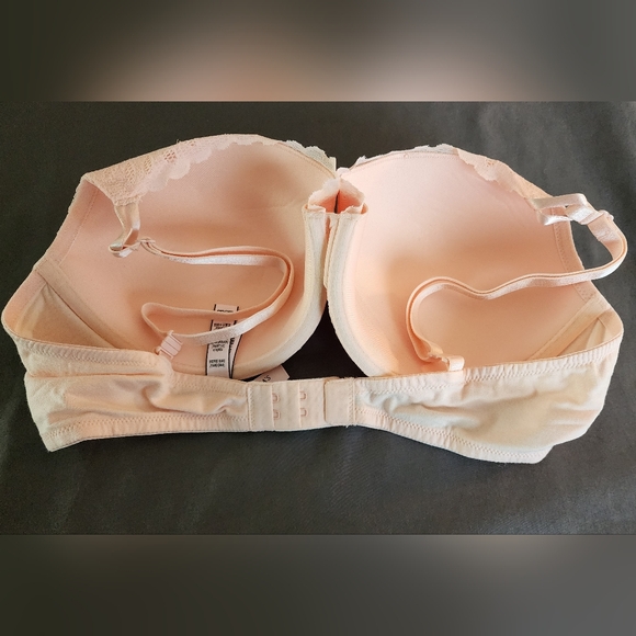 Victoria's Secret Lined Demi Bra Sz 38C NWT Peach - Picture 3 of 3